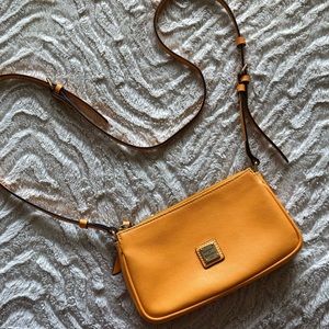 dooney and bourke saffiano lexi crossbody